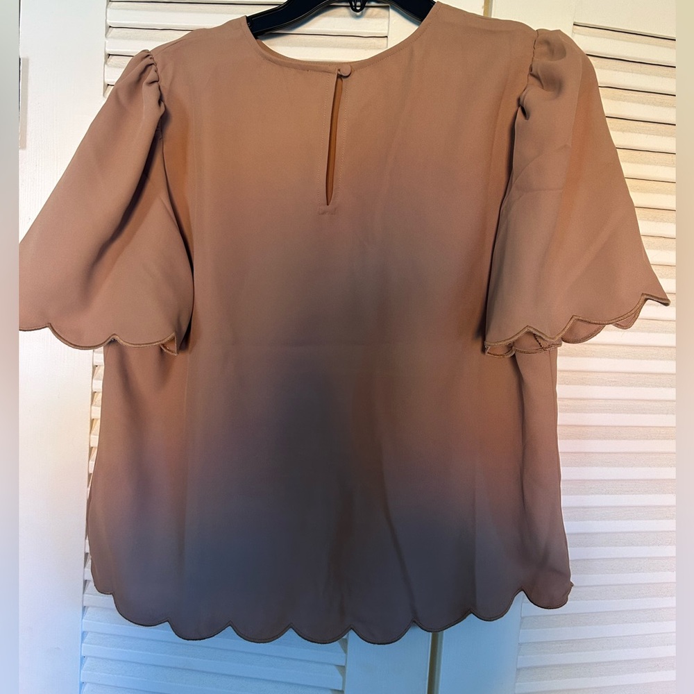 Tan express blouse - Picture 3 of 3